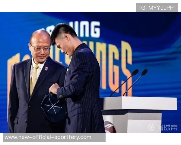 CBA选秀大会19个签位弃选,清华杨曦皓当选状元引发热议 CBA选秀大会19个签位弃选,清华杨曦皓当选状元引发热议