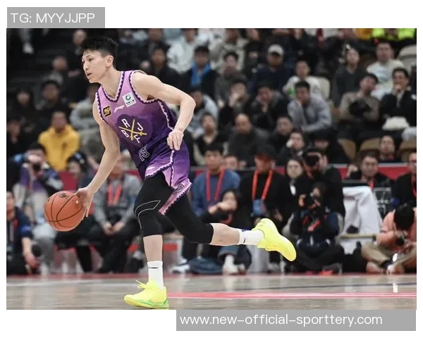 真的伤不起了!刘晓宇落地崴脚吓坏北京队