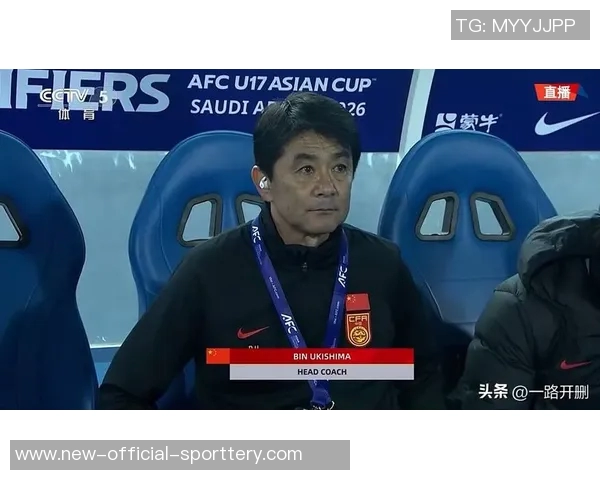 谢晋爆射横梁奋勇建功，张柏霖门前补射破门：绿茵场上的传奇瞬间